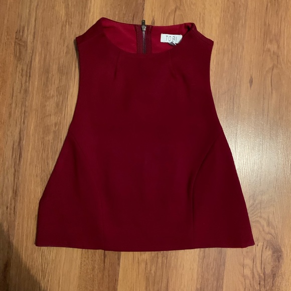 Top - Picture 1 of 2